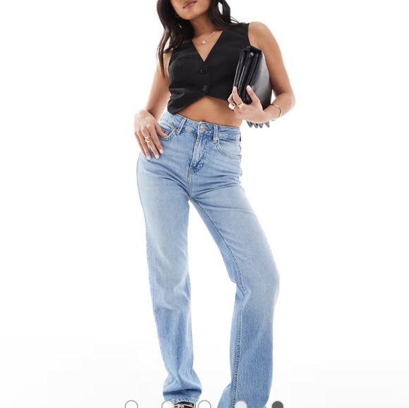 Stradivarius Jeans size 0 /23 petite straight leg - Picture 1 of 9